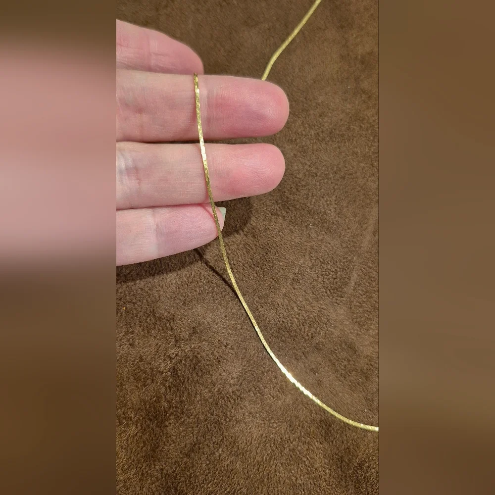 14k Gold Chain 2.41 Gms *Please read* - Picture 3 of 6